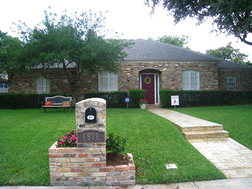 Updated walkway to house