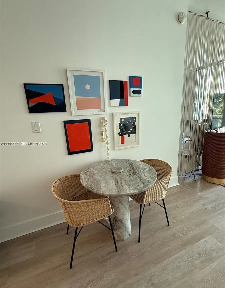 Ivy Condo — Photo 4