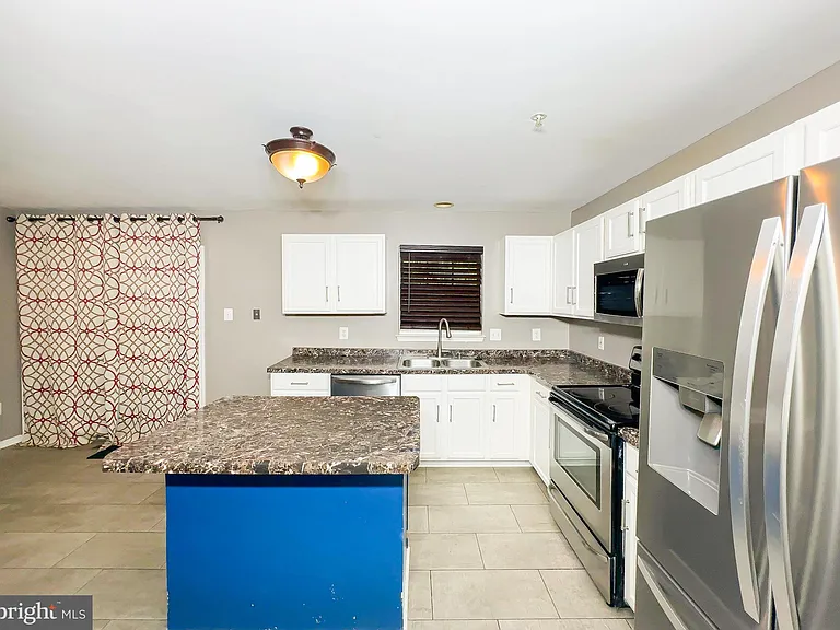 4826 Buxton Cir — Photo 10