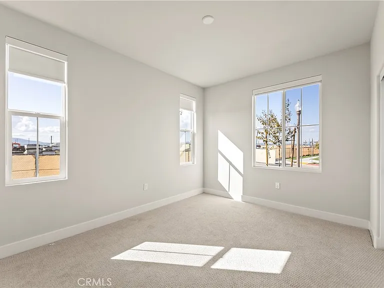 16717 Dara Ave — Photo 8