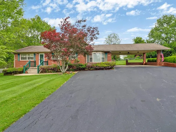 61 Malver Dr, Crossville, TN 38555
