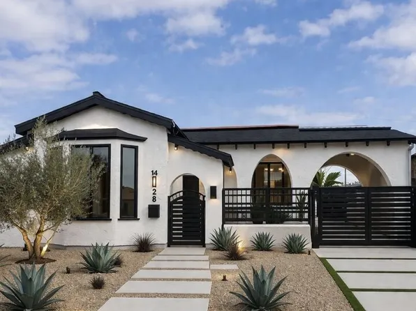 10022 S Manhattan Pl, Los Angeles, CA 90047
