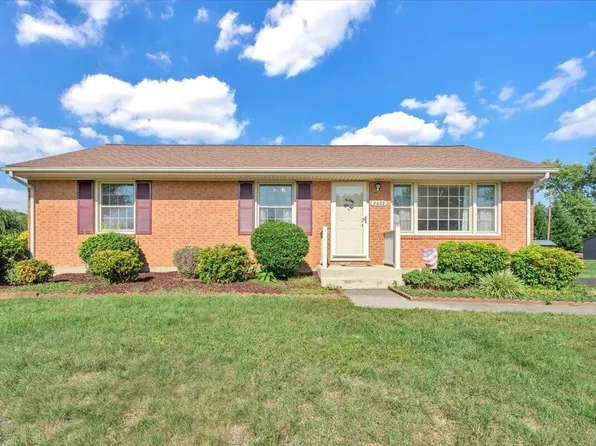 5633 Halcun Dr, Roanoke, VA 24019