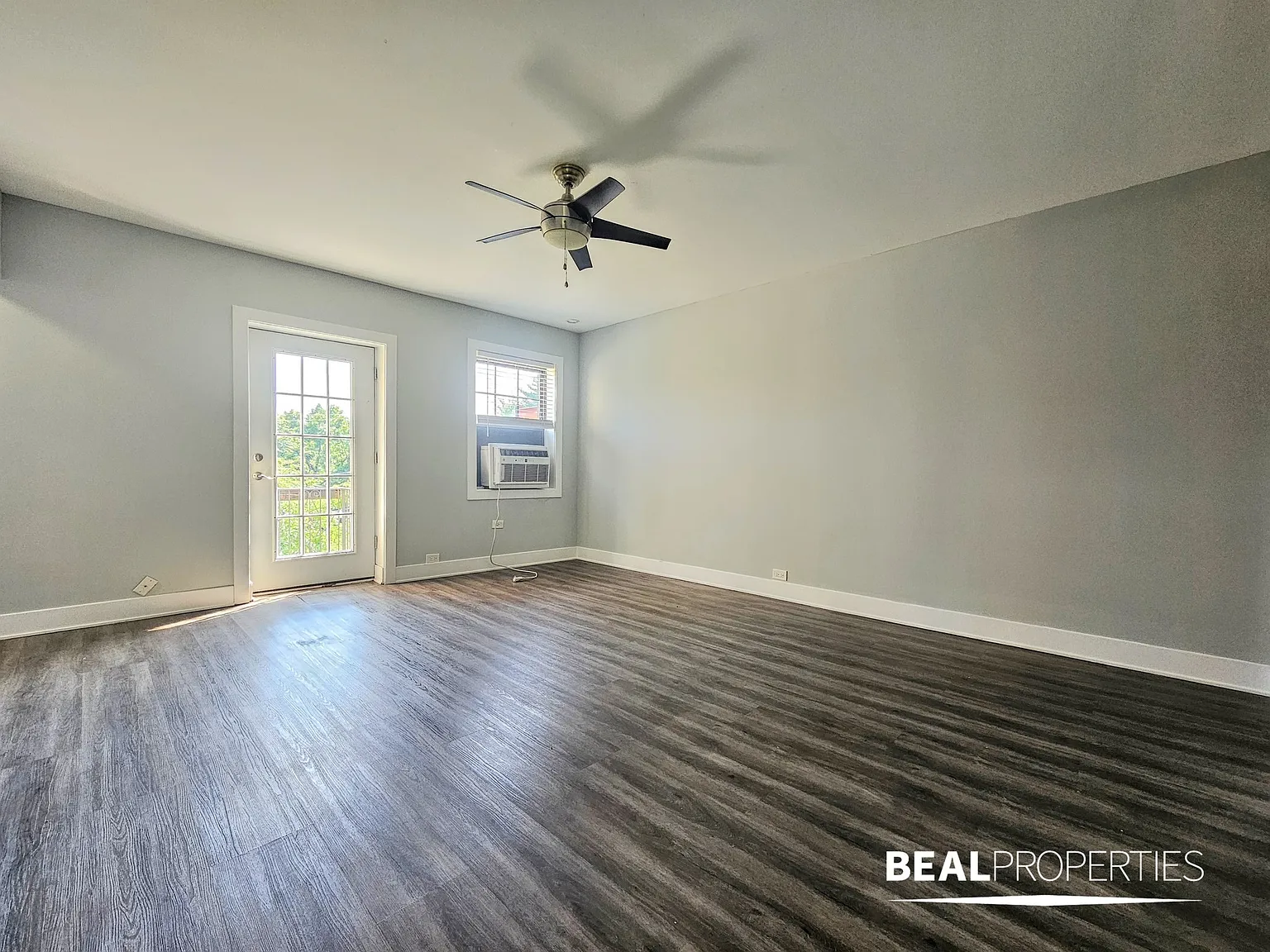 2 bed, 1.0 bath, $2,995 — Photo 3