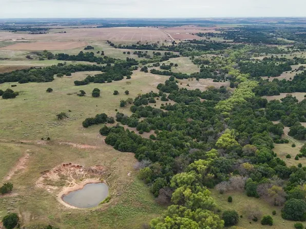244152 E 740th Rd, Oakwood, OK 73658