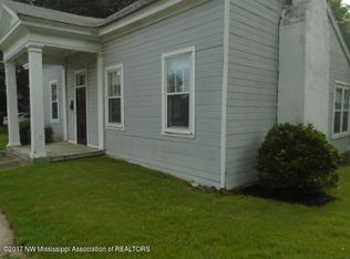 157 S Randolph St, Holly Springs, MS 38635
