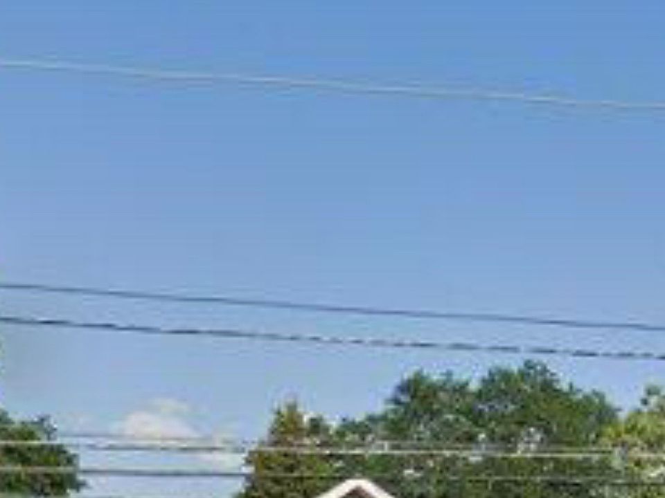 1st image of 842 E Loudon Ave