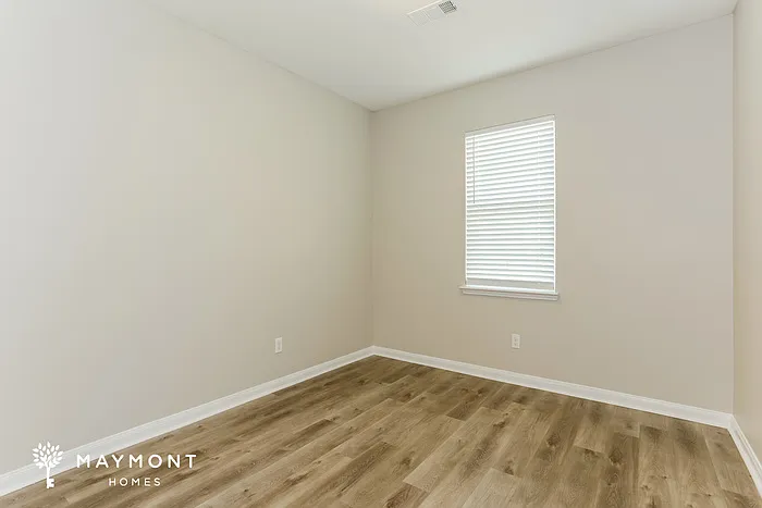 13120 Tower Ln — Photo 8