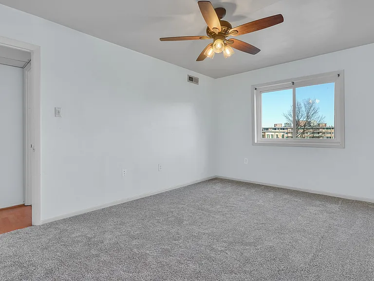 3342 S 28th St #403 — Photo 12