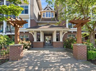17712 57a Ave #312, Surrey, BC V3S 1J1