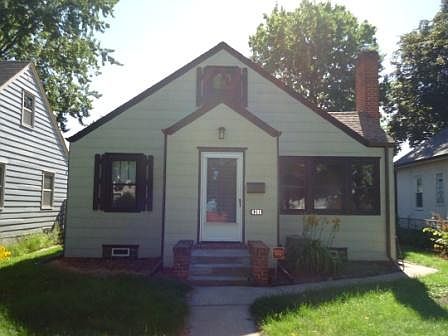 2nd image of 4206 Sheridan Ave N