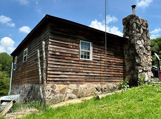 10447 Limestone Rd, Parsons, WV 26287