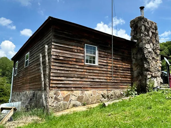 10447 Limestone Rd, Parsons, WV 26287