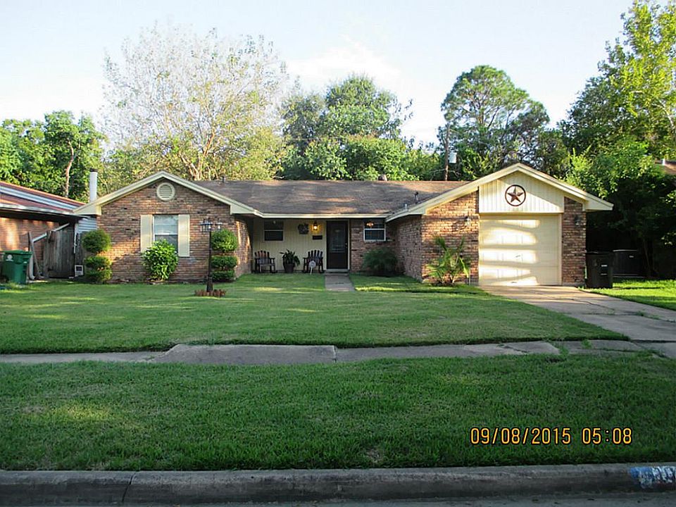 1st image of 1050 Eastlake St