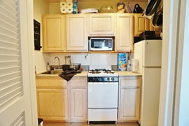 Rented by Best Apartments North Inc