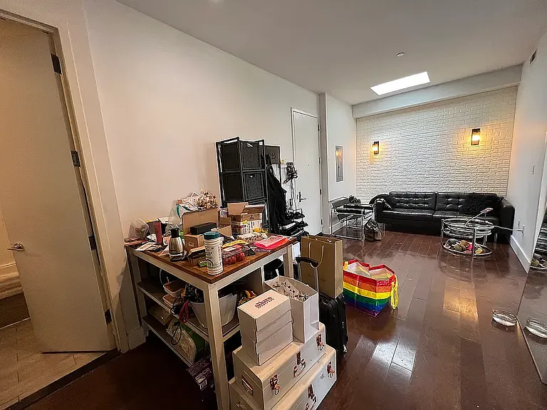 171 Suydam St #4R — Photo 52
