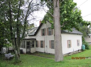 94 Lynde St, Gardner, MA 01440