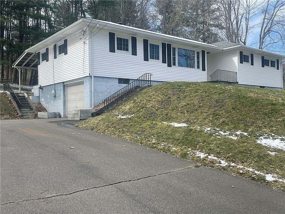 1st image of 9 Mount Pleasant Dr