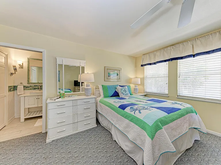 102 Palmetto Ave — Photo 20