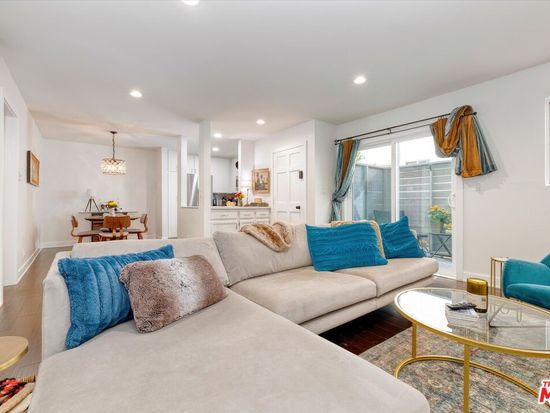 12416 Moorpark St Unit A, Studio City, CA 91604