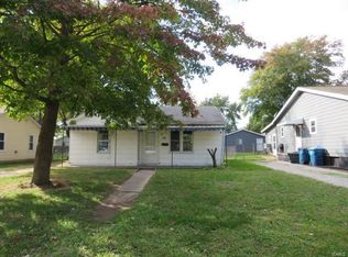 516 S 9th St, Wood River, IL