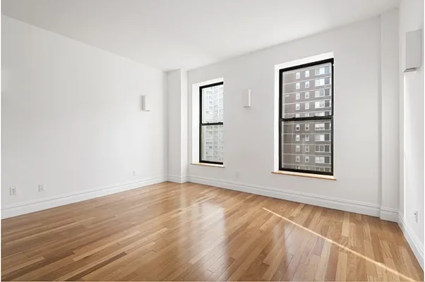 Rented by REAL New York | media 20