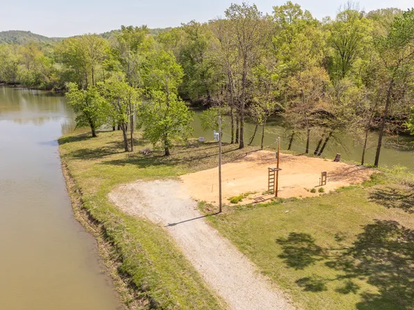 258 Drake Dr Lot 151, Clifton, TN 38425