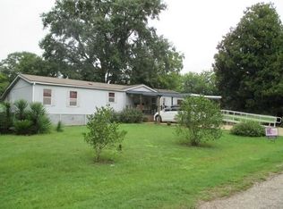 311 NW 2nd St, Mount Enterprise, TX 75681