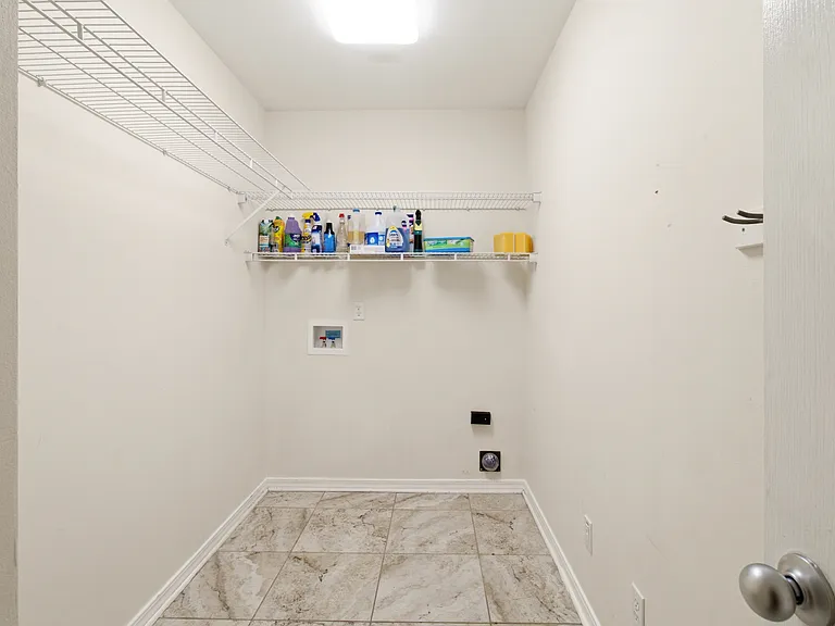 4759 Spears St — Photo 18