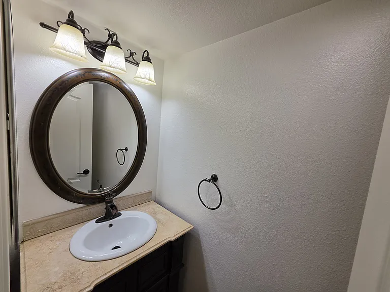 620 W Doran St #7 — Photo 20