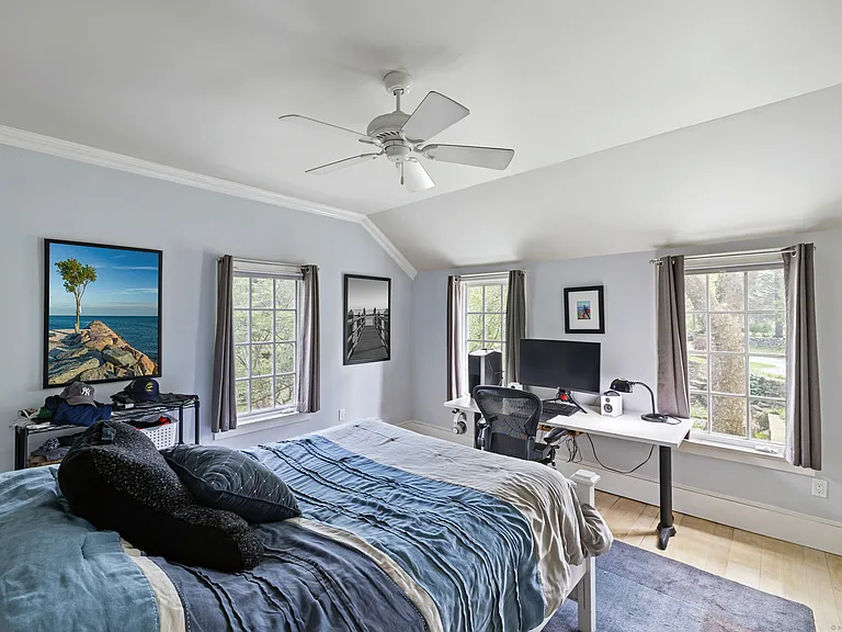 467 Laurel Rd — Photo 8