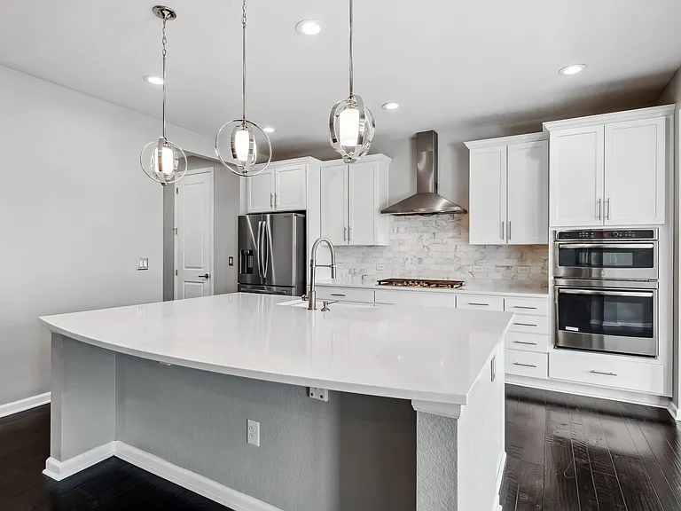 490 W Ridge Cir — Photo 16