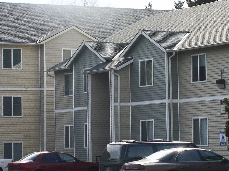 Magnolia Court - Portland Oregon