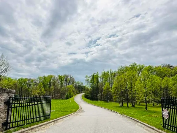 17 N Side Of Shady Lake Trl, Henryville, IN 47126