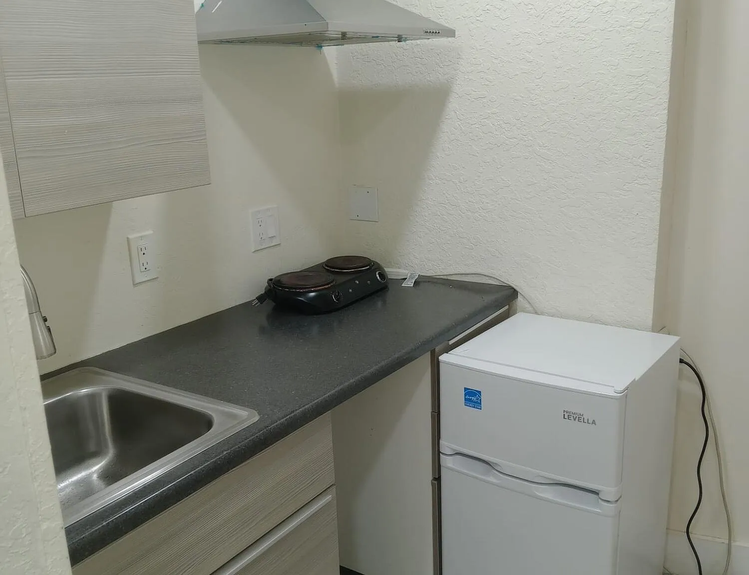 Studio, 1.0 bath, 342 sqft, $1,500 — Photo 4