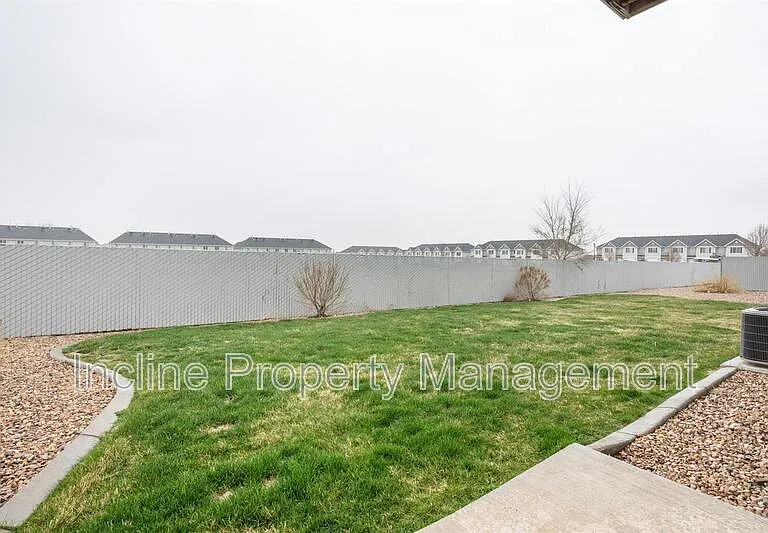 1389 Northfield Rd #8 — Photo 18