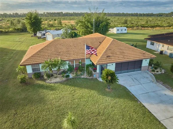 2141 POINCIANA DRIVE, LAKE WALES, FL 33898