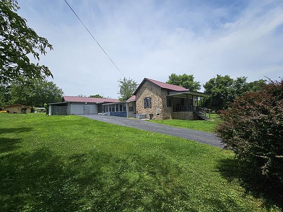 2nd image of 273 E Lee Dr