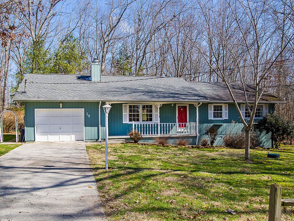 1st image of 17 Oxford Cir