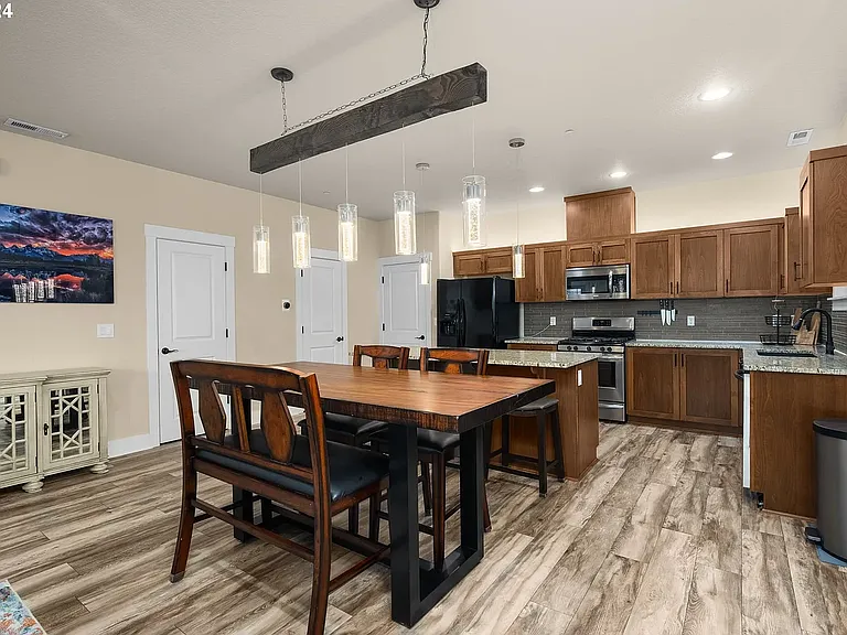 28769 SW Geneva Loop — Photo 8