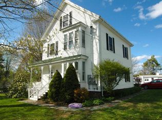 14 Holbrook St, Freeport, ME 04032