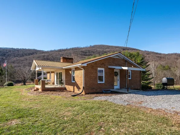 1149 Murrells Gap Rd, Bedford, VA 24523