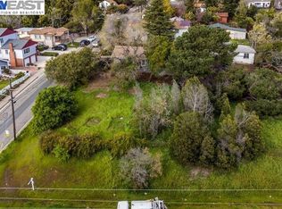 Mountain View Ave, Oakland, CA
