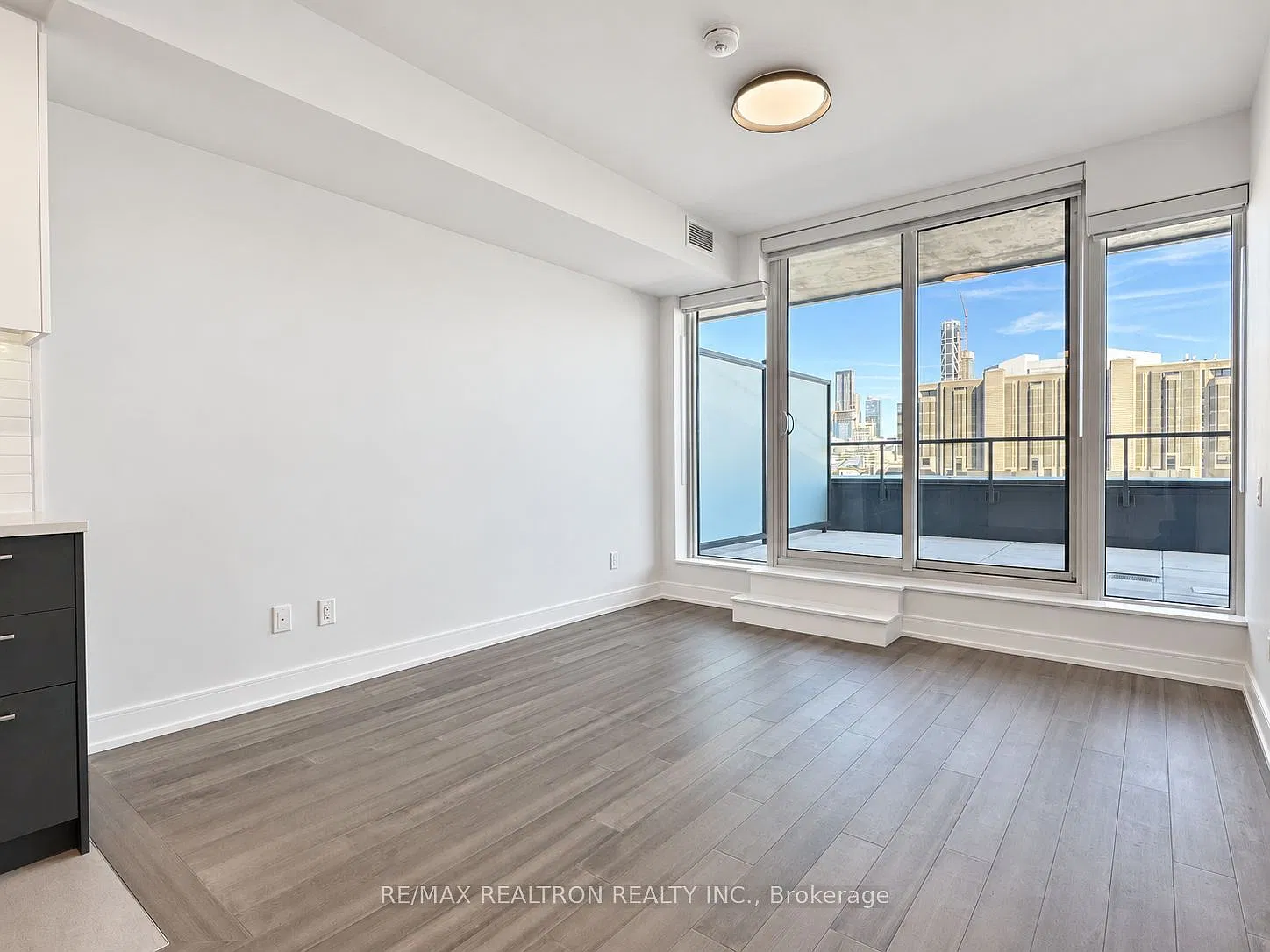 1 bed, $3,395 — Photo 2