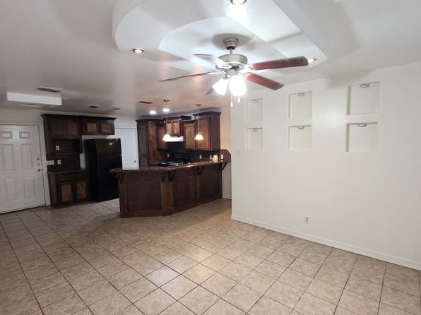 1404 W Fig Ave APT 3
