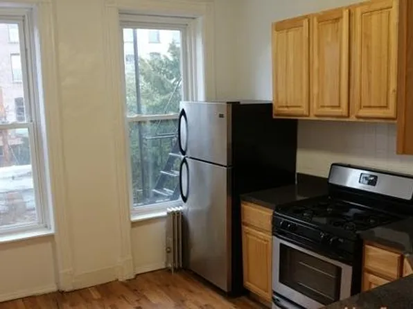 82 4th Pl, Brooklyn, NY 11231