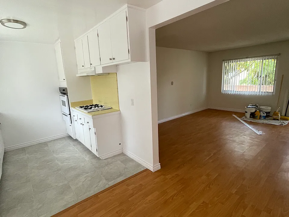 918 N Cedar St #2