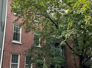 302 Lombard St #A, Philadelphia, PA 19147