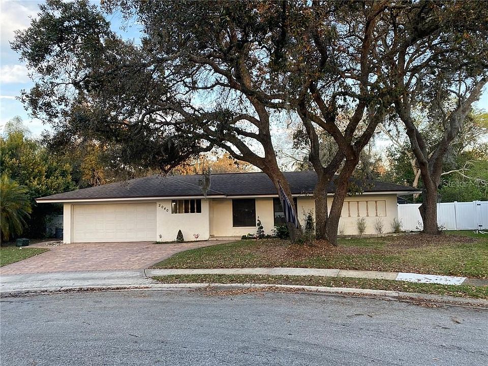 1st image of 2040 Collier Dr