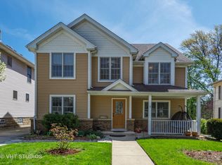 524 S Main St, Naperville, IL 60540